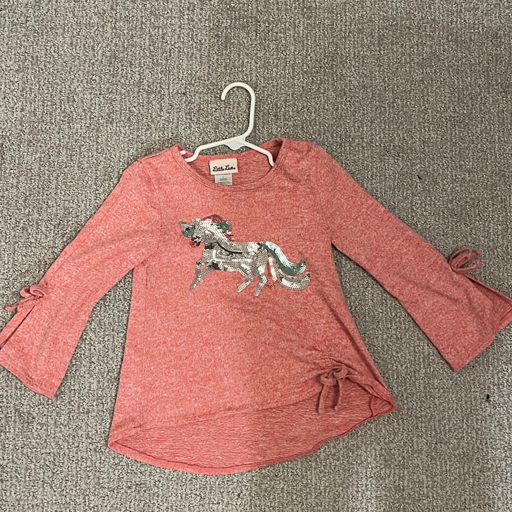 Little Lass Unicorn Top in Sz 4T